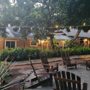 Tayrona Farm House Sleep 15 AC Breakfast included
